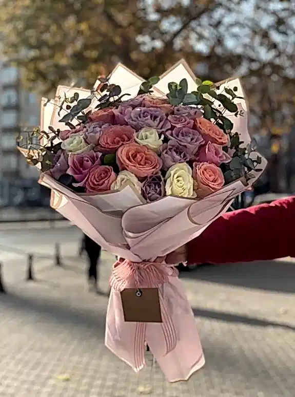25 Adet Renkli Gül Buketi