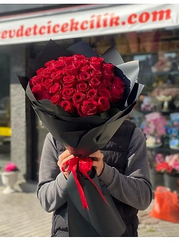 41 Adet Kırmızı Gül