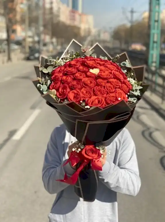41 Adet Kırmızı Gül
